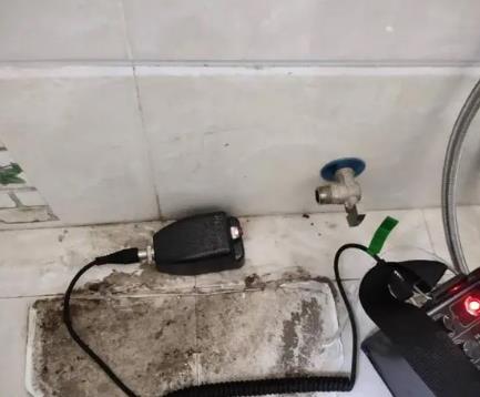 长垣屋顶漏水维修公司分享下卫生间漏水的危害及解决方法